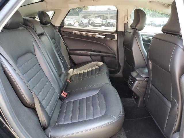 3FA6P0HD0GR342058 Ford FUSION SE