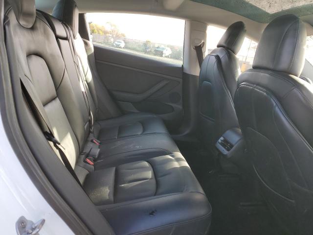 5YJ3E1EA7MF003393 Tesla 2021