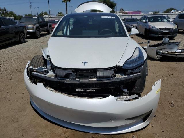 5YJ3E1EC1LF736281 Tesla 2020