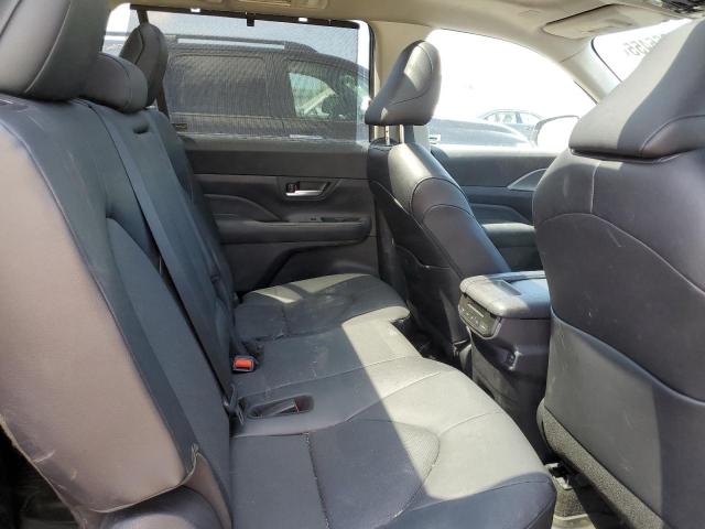 5TDAAAB56RS005584 Toyota Grand High