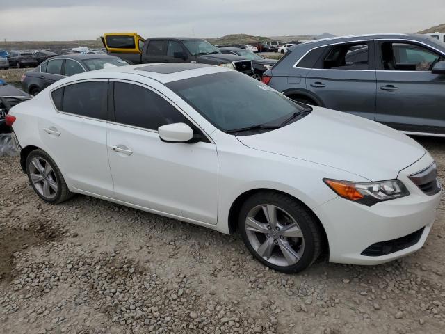 19VDE1F79FE007230 Acura ILX 20 TEC
