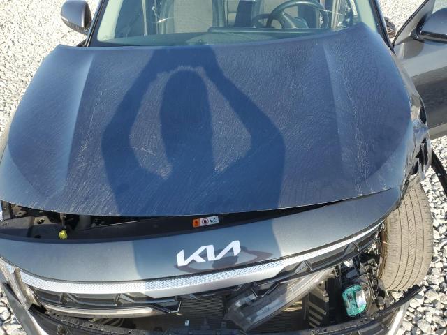 KNDEU2AA8R7666864 KIA SELTOS S