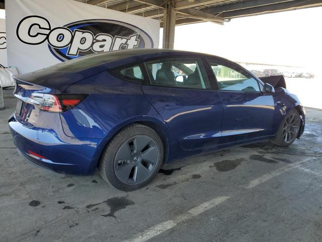 5YJ3E1EB5NF314721 Tesla 2022