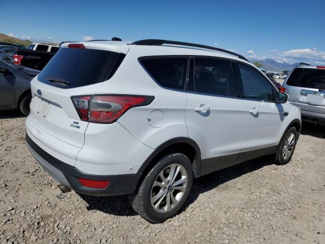 1FMCU9G9XHUA26017 Ford ESCAPE SE