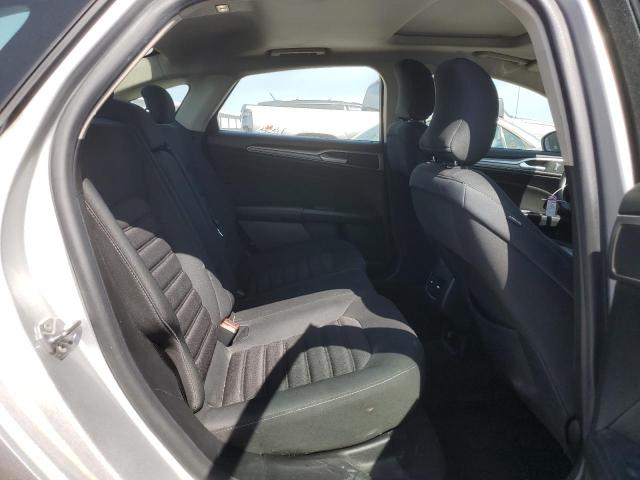 3FA6P0LU6KR182297 Ford FUSION SE