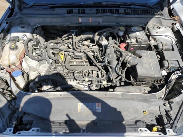 3FA6P0HD2KR211917 Ford FUSION SE