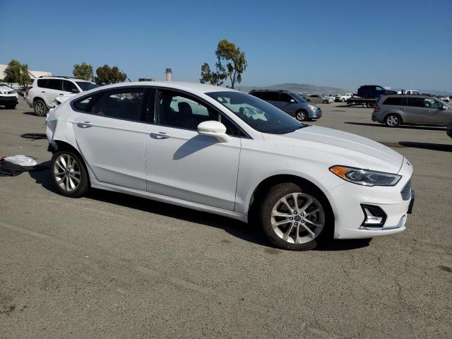 3FA6P0SU5KR238621 Ford 2019