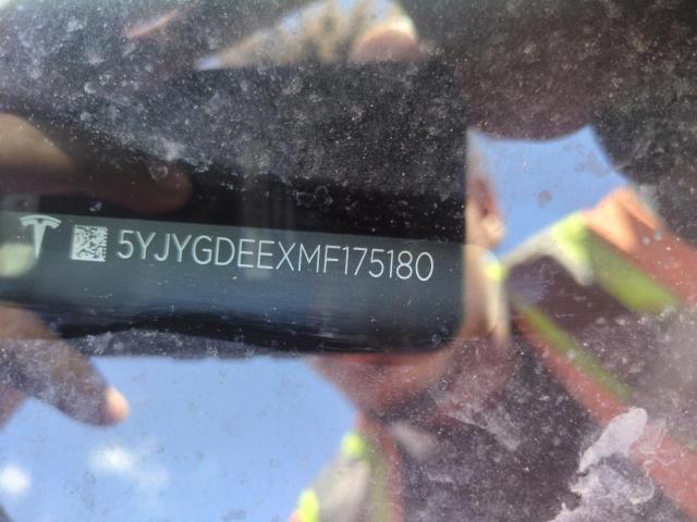 5YJYGDEEXMF175180 Tesla 2021