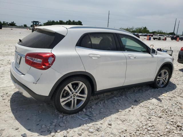 WDCTG4EB6JJ520879 Mercedes-Benz m270