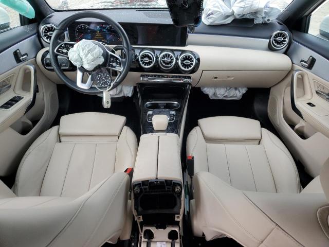W1K3G4EB6LJ225957 Mercedes-Benz A 220