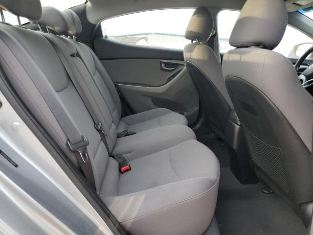 5NPDH4AE2FH586787 Hyundai ELANTRA SE