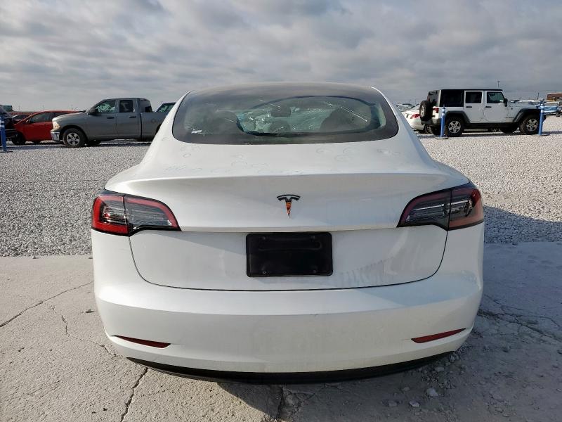 5YJ3E1EA1PF677494 Tesla MODEL 3