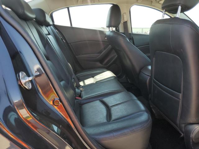 3MZBN1V39JM239173 Mazda 3 TOURING