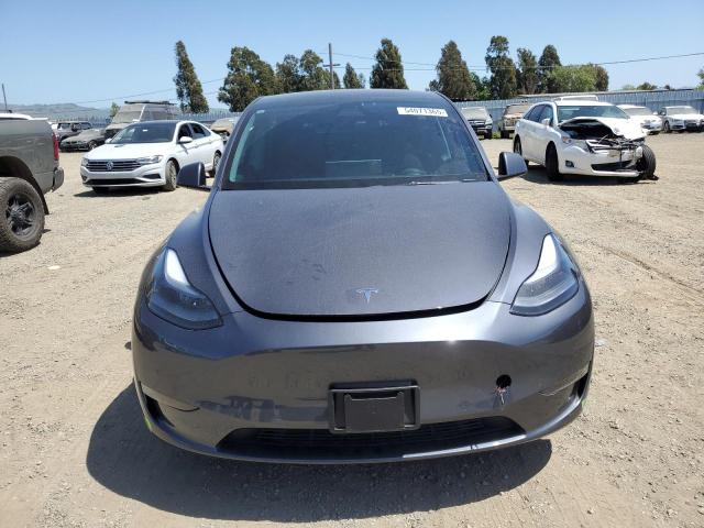 7SAYGDEE2NF354057 Tesla Model Y