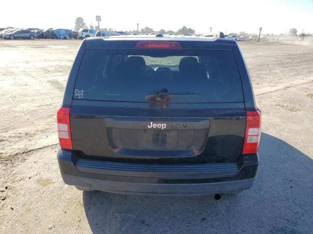 1C4NJPBB0GD711842 Jeep 2016