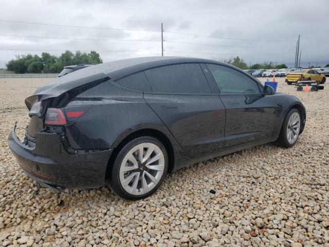 5YJ3E1EA7NF185677 Tesla 2022
