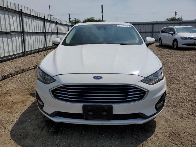 3FA6P0HD1KR170700 Ford FUSION SE