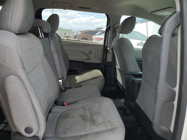 5TDKRKEC9MS026242 Toyota SIENNA LE