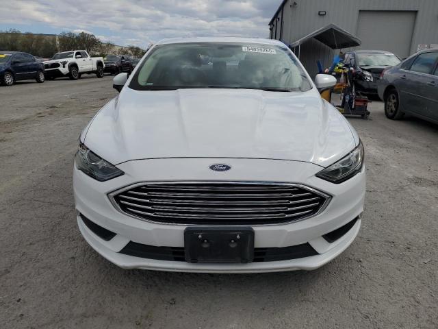 3FA6P0LUXHR316124 Ford FUSION SE