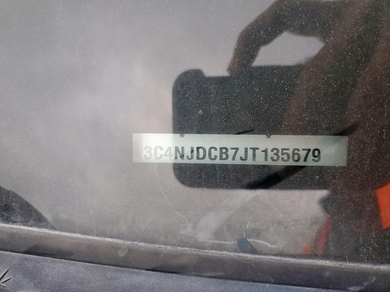 3C4NJDCB7JT135679 Jeep COMPASS LI