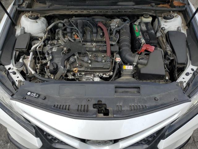 4T1BZ1HK0JU015954 Toyota CAMRY XSE