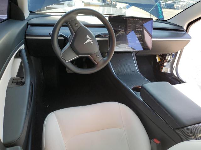 5YJ3E1EA5LF804810 Tesla 2020