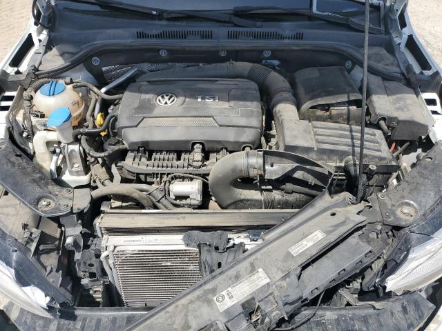 3VWD17AJ4FM338597 Volkswagen 2015