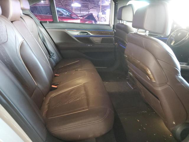 WBA7J2C58JG938333 BMW 2018