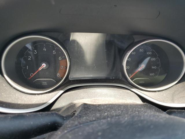 3C4NJCBB7JT339233 Jeep 2018