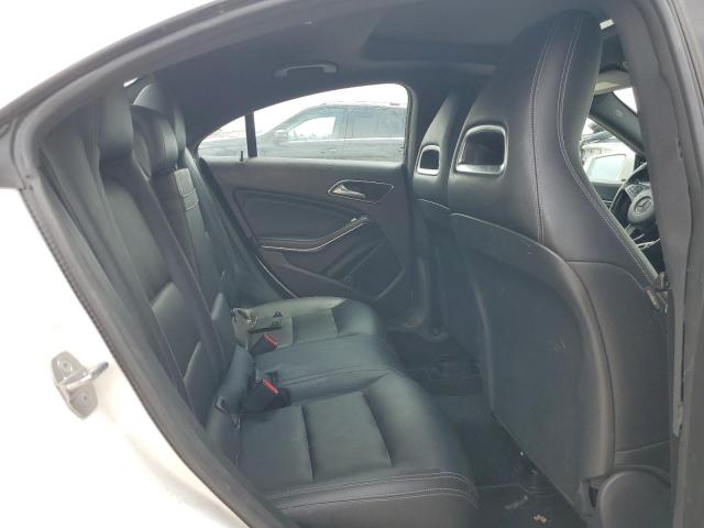 WDDSJ4EB9KN768336 Mercedes-Benz CLA 250