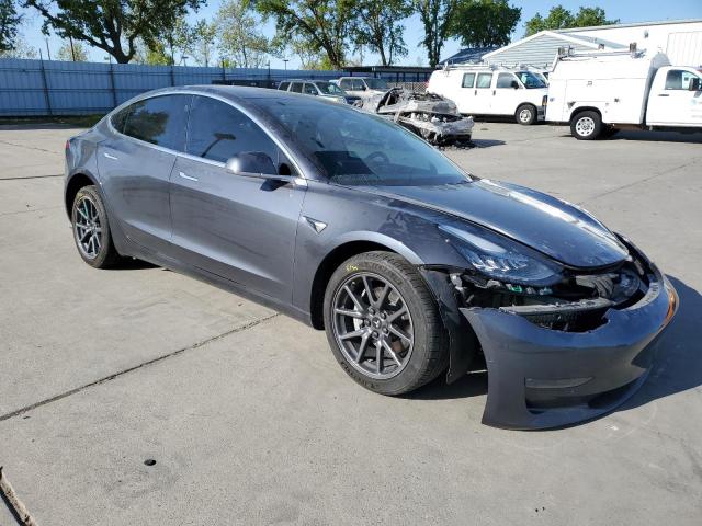 5YJ3E1EAXKF400464 Tesla MODEL 3