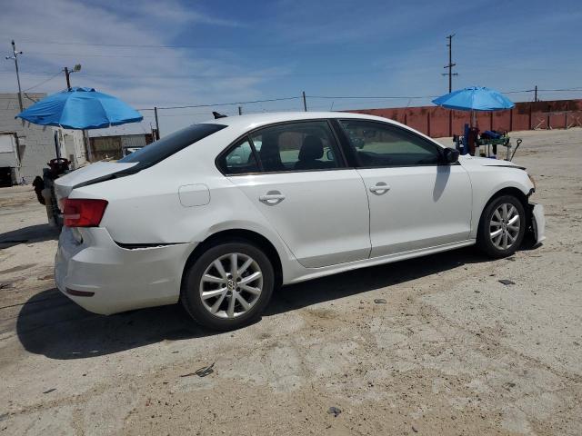 3VWD17AJ4FM338597 Volkswagen 2015