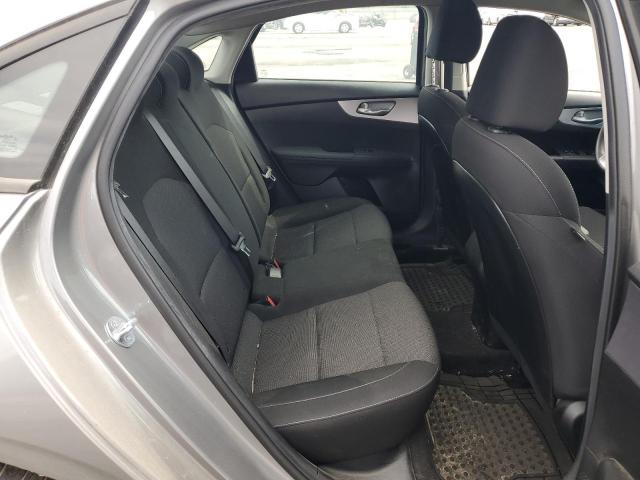 3KPF24AD6NE468486 KIA FORTE FE