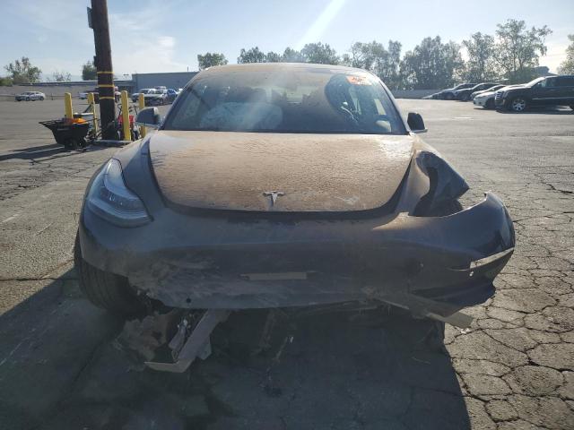 5YJ3E1EB7KF537046 Tesla MODEL 3