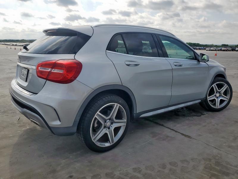 WDCTG4EB4FJ139975 Mercedes-Benz GLA 250