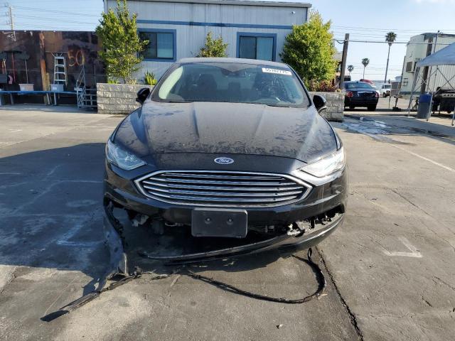 3FA6P0H70JR159518 Ford FUSION SE