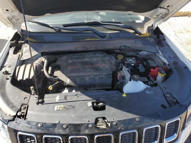 3C4NJCCB4KT646746 Jeep COMPASS LI