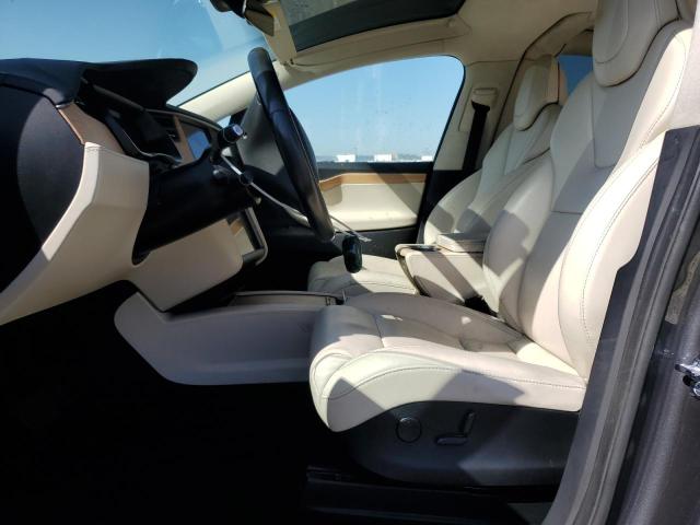 5YJXCAE26JF100094 Tesla 2018