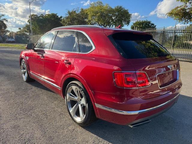 SJAAC2ZV1HC014037 Bentley Bentayga