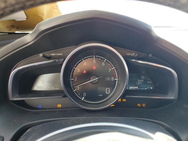 3MZBN1W39JM158768 Mazda py