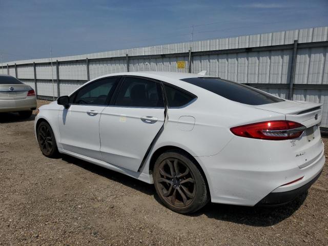 3FA6P0HD1KR170700 Ford FUSION SE