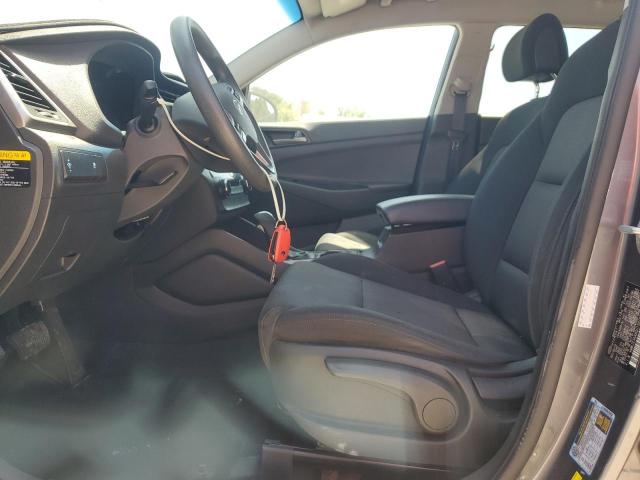 KM8J23A48GU158182 Hyundai TUCSON SE