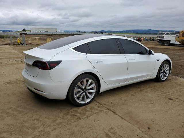 5YJ3E1EA8JF164993 Tesla 2018