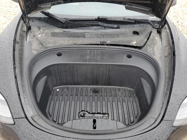 5YJ3E1EA7NF185677 Tesla 2022