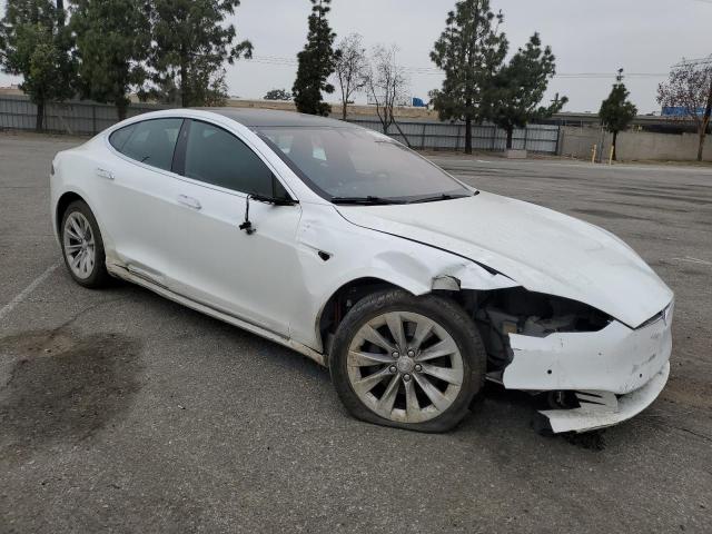 5YJSA1E21JF297028 Tesla MODEL S
