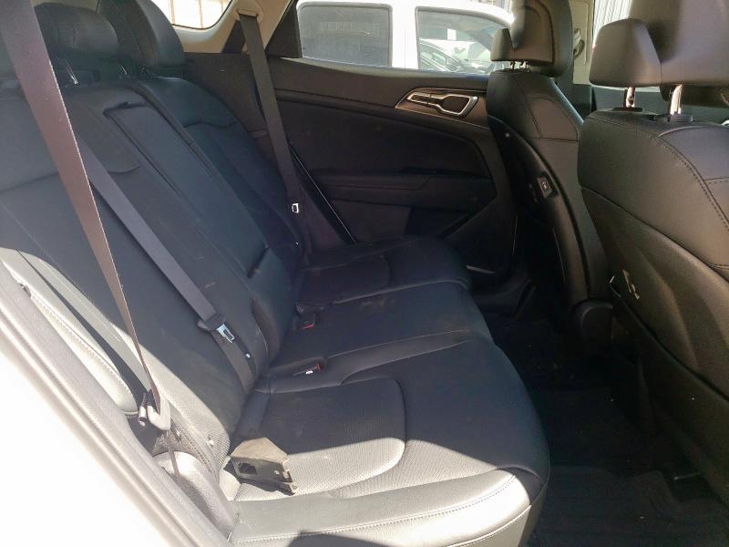 5XYK33DF6SG288667 KIA SPORTAGE E