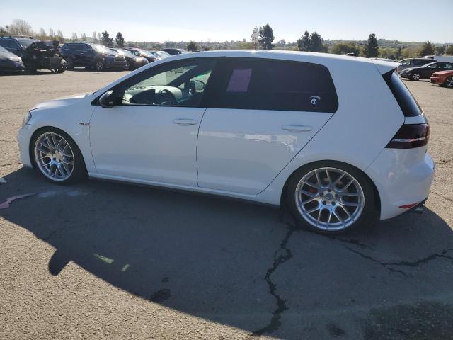 3VW4T7AU7FM003953 Volkswagen 2015