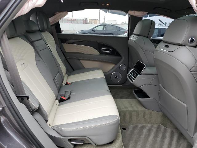 SJAHT2ZV5RC025008 Bentley dwr