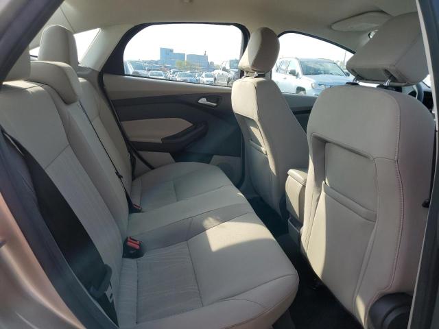 1FADP3F28HL210725 Ford FOCUS SE