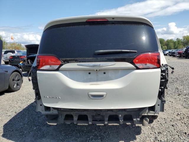 2C4RC1EG5HR622590 Chrysler 2017